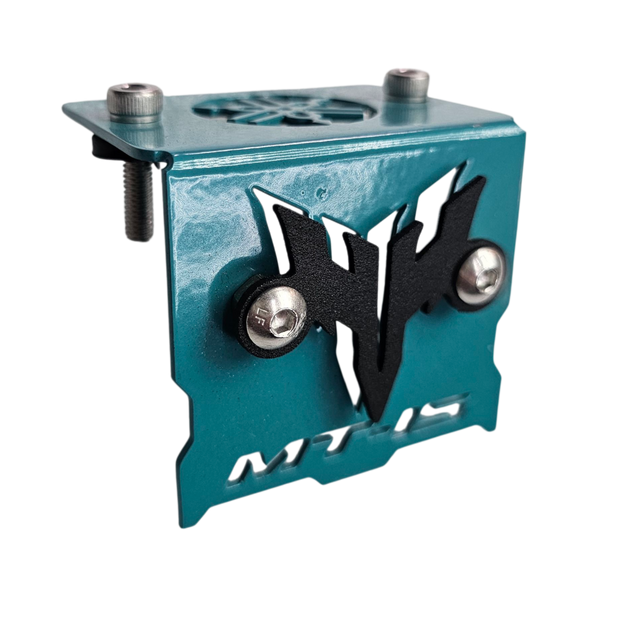 PROTECTOR DE BOMBA O DEPOSITO DE LIQUIDO DE FRENO DELANTERO EN ACERO YAMAHA MT-15