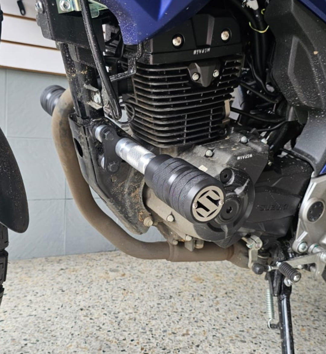 SLIDERS DE ALTO IMPACTO SUZUKI GIXXER 150 FI - SUZUKI VSTROM 160