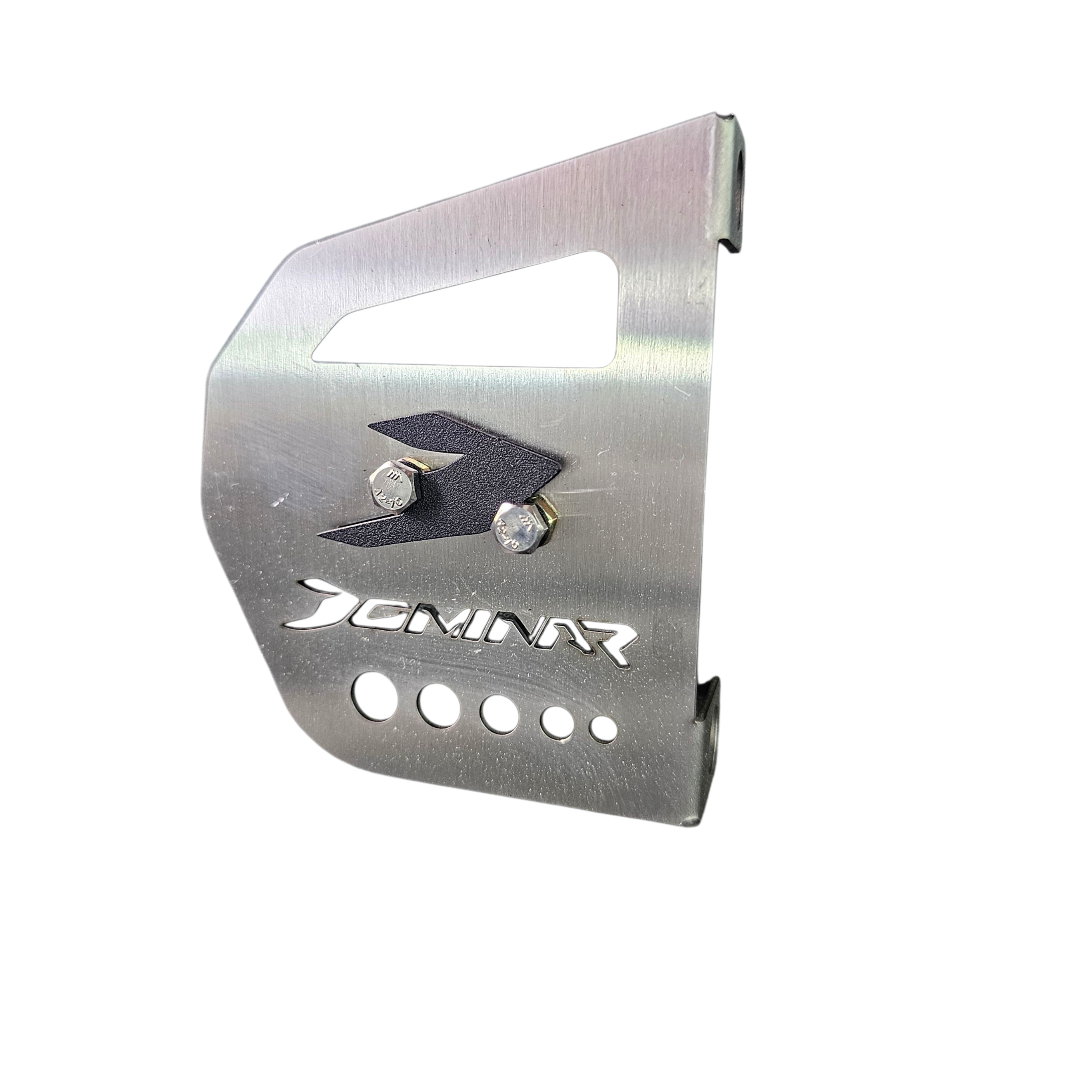 PROTECTOR DE CALIPER EN ACERO DOMINAR 250 - 400 UG