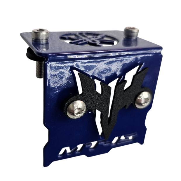 PROTECTOR DE BOMBA O DEPOSITO DE LIQUIDO DE FRENO DELANTERO EN ACERO YAMAHA MT-15