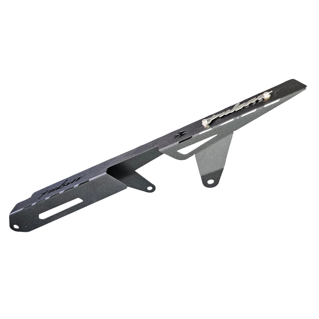 GUARDA CADENA EN ACERO BAJAJ PULSAR 180