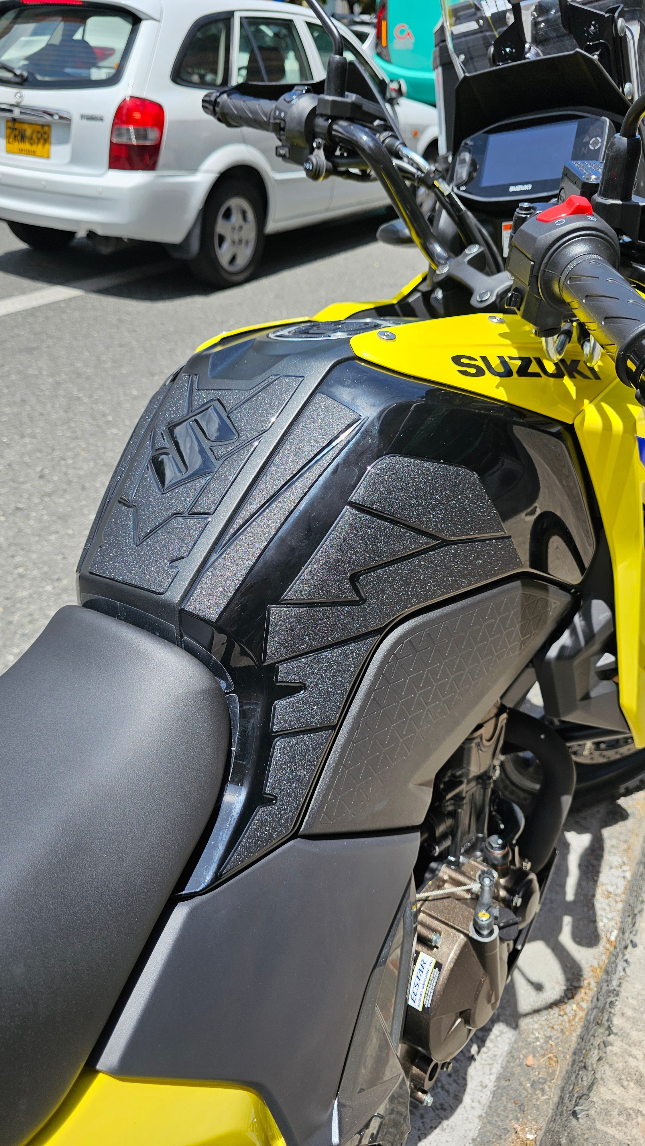 STOMPGRIPS - PROTECTORES DE TANQUE SEVEN DESIGN 7D HIDRO GEL SUZUKI VSTROM 250 SX (TIPO LIJA)