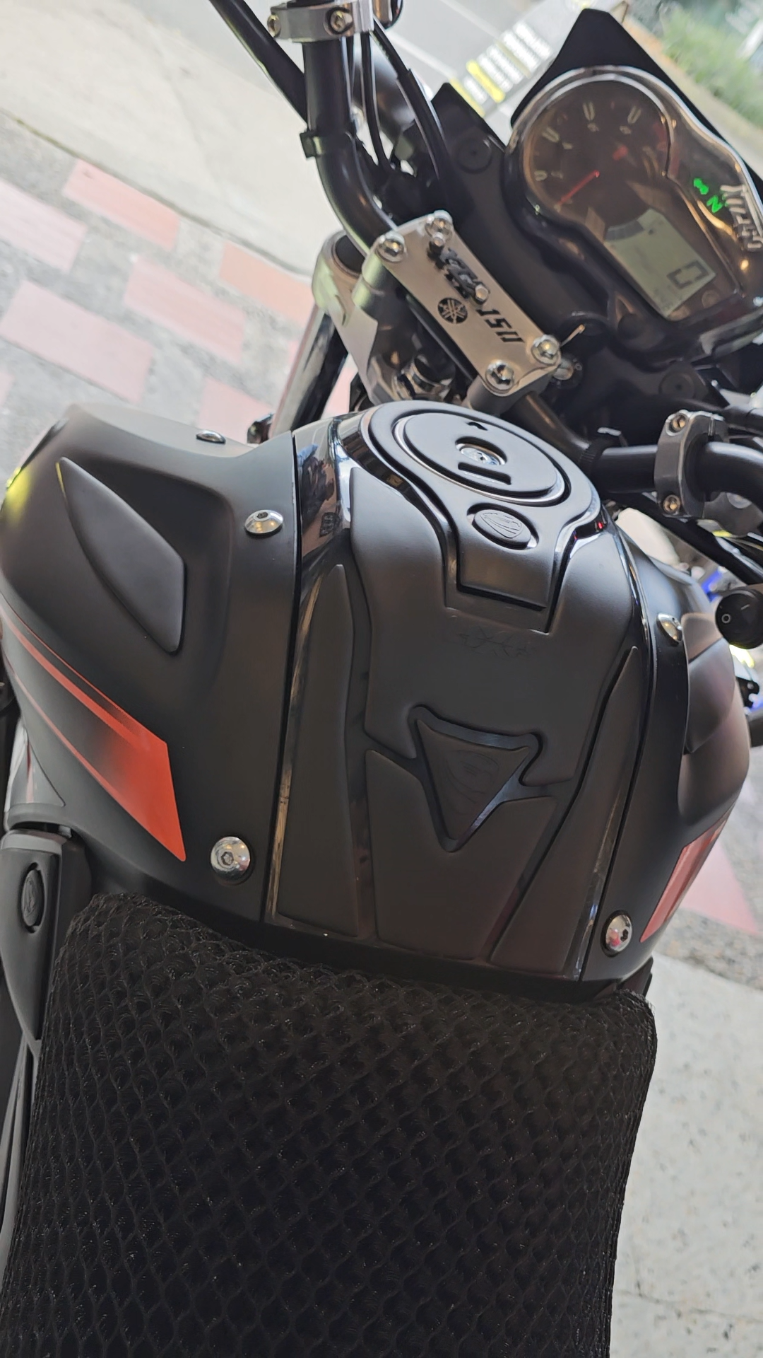 STOMPGRIPS - PROTECTORES DE TANQUE LUXUS PROTECT YAMAHA XTZ 150