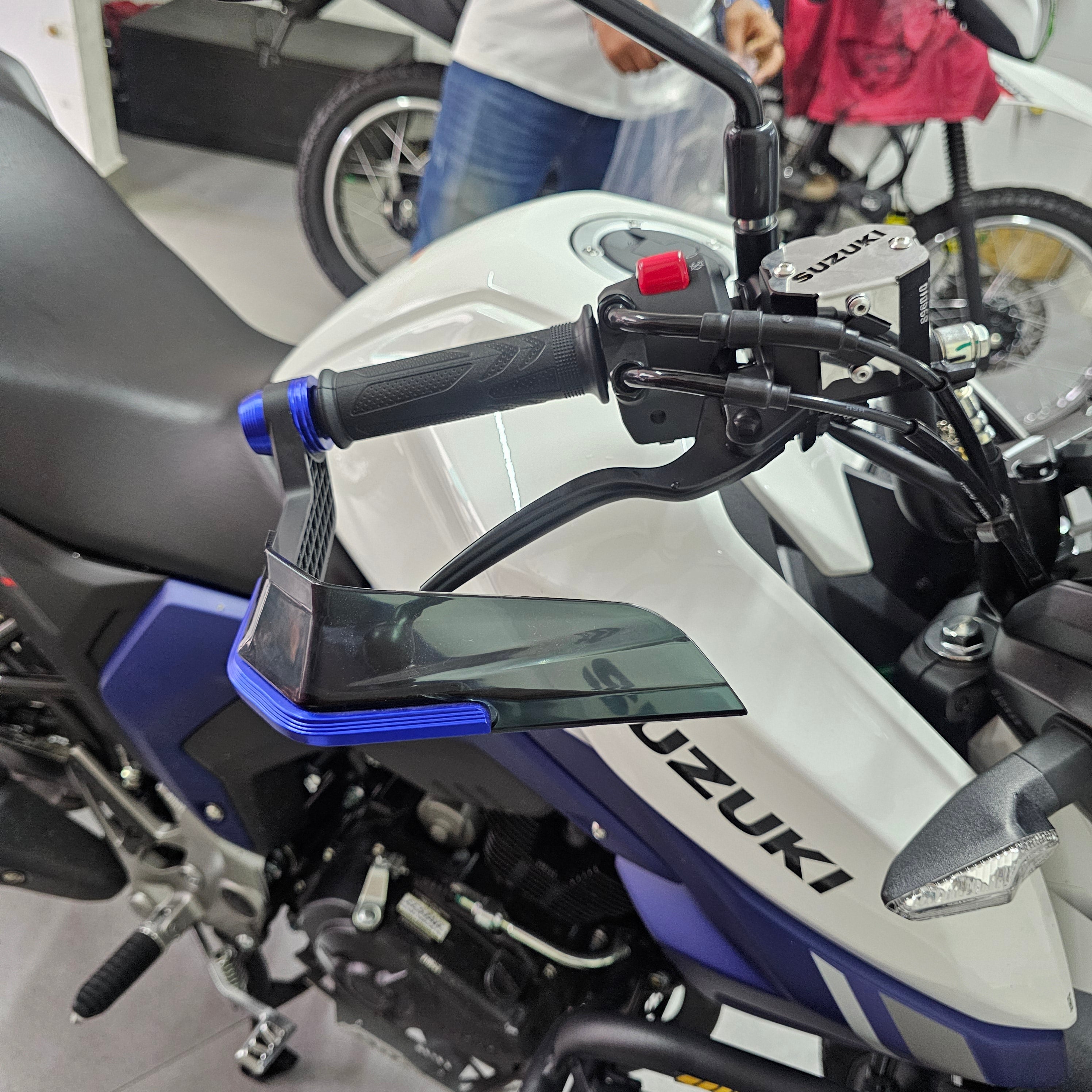 CUBRE LEVAS O CACHOS TIPO HAND SAVERS CON VISOR