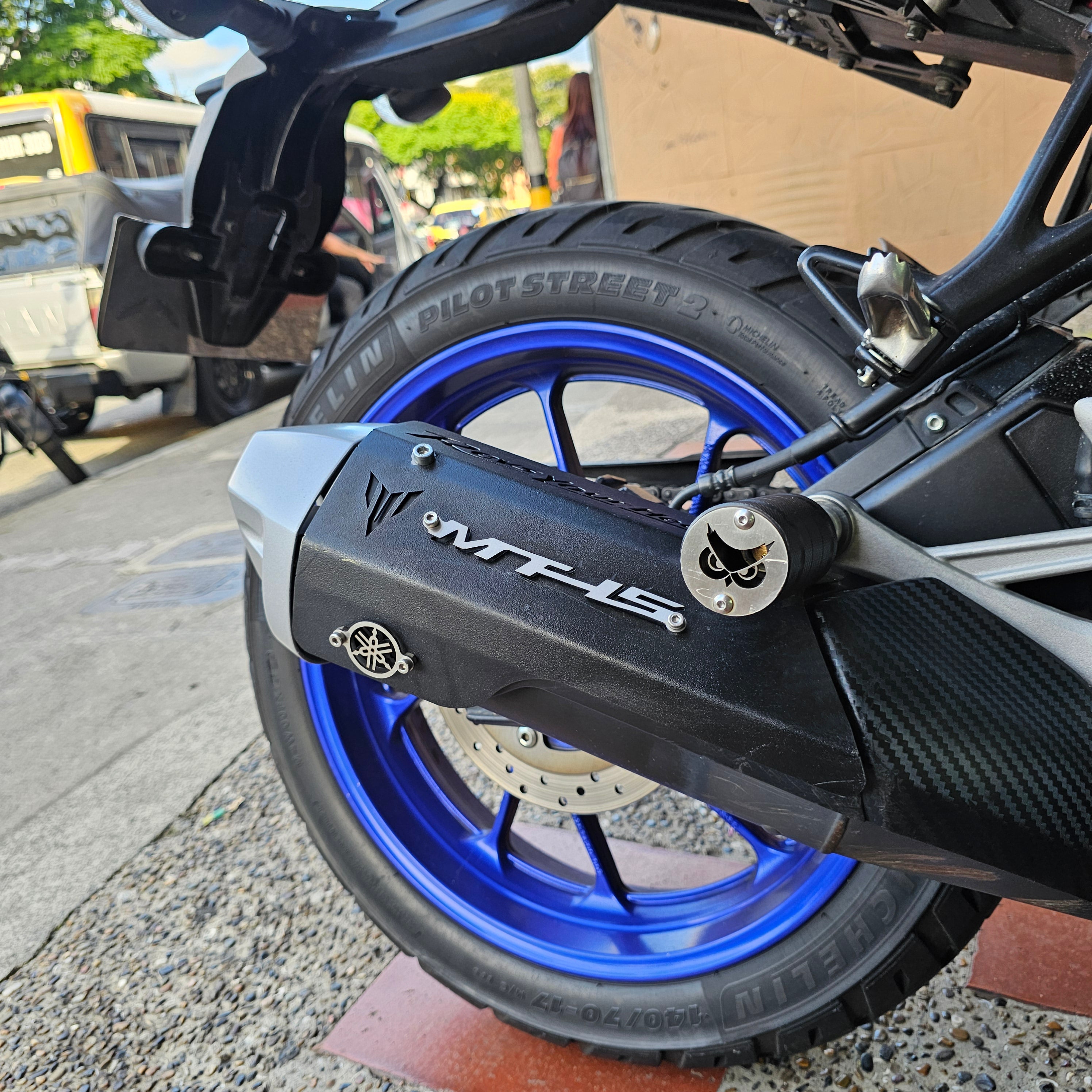 PROTECTOR DE EXOSTO EN ACERO YAMAHA MT-15