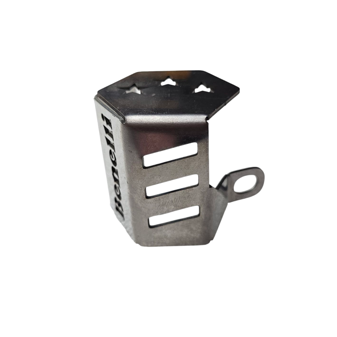 PROTECTOR DE BOMBA O DEPOSITO DE LIQUIDO DE FRENO TRASERO EN ACERO BENELLI 180S