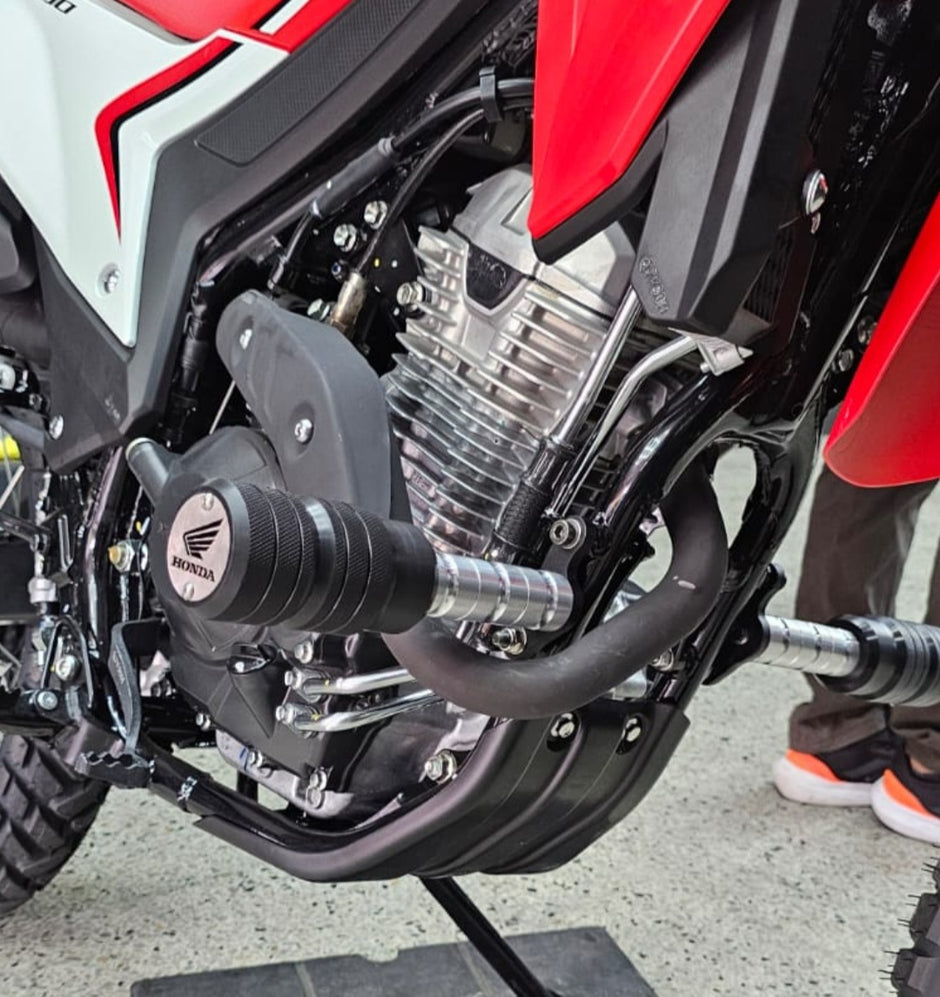 SLIDERS DE ALTO IMPACTO HONDA XR 300 TORNADO