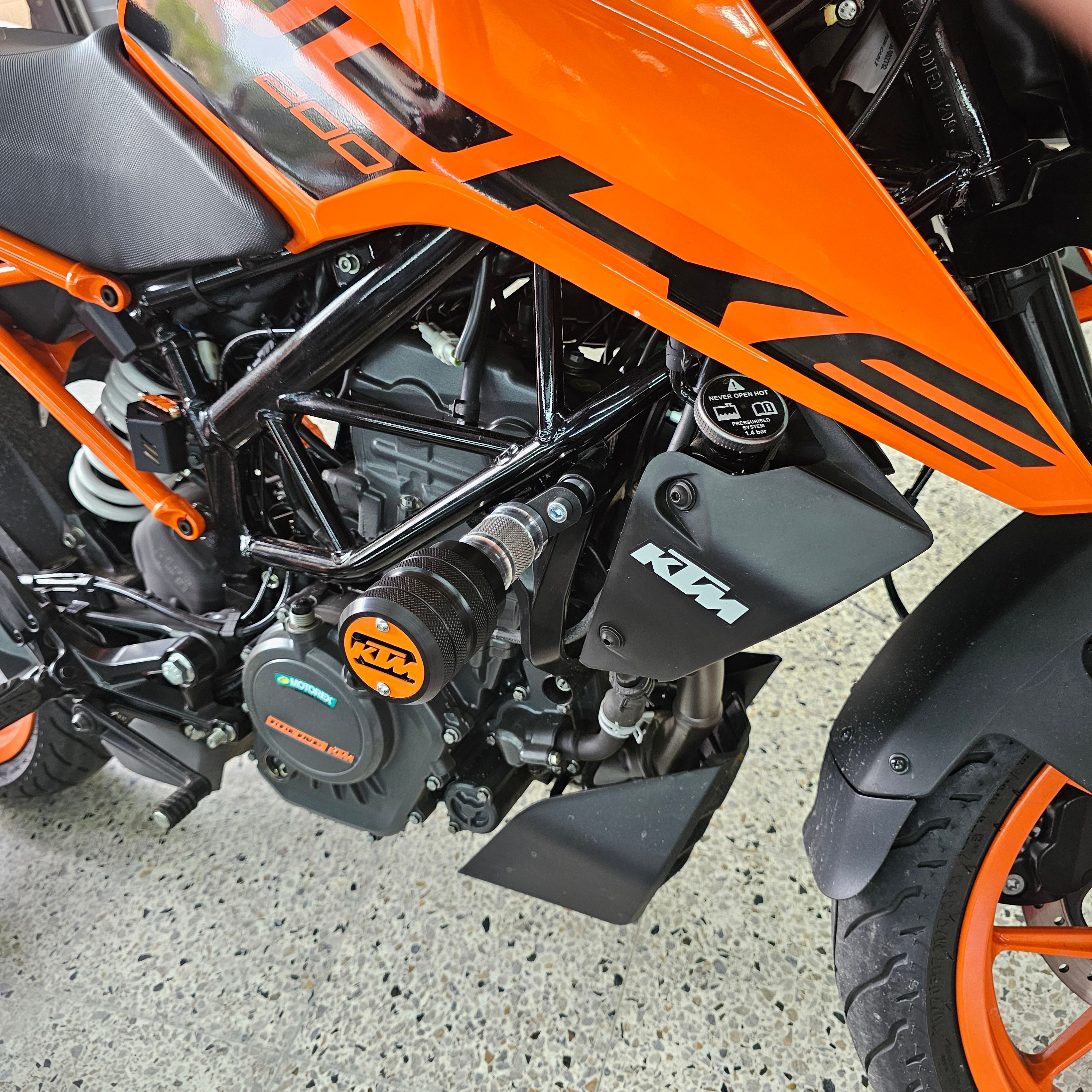 SLIDERS DE ALTO IMPACTO KTM DUKE 200/250/390 NG