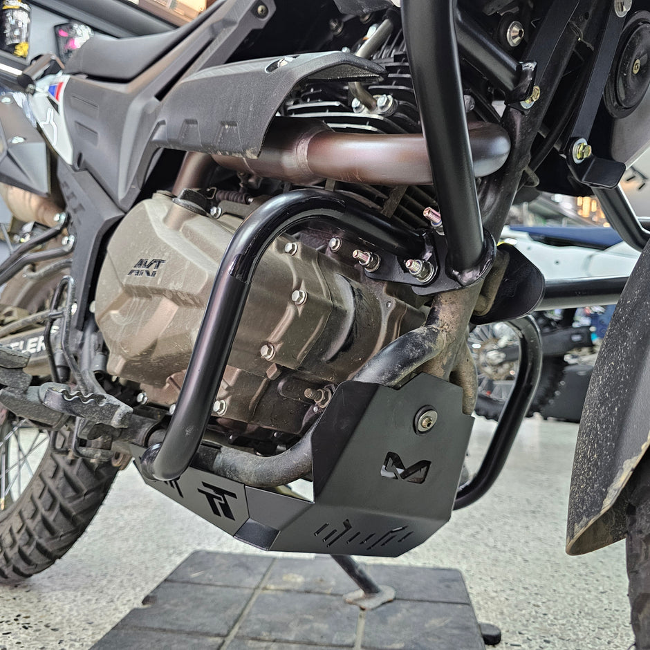PECHERA / PROTECTOR DE MOTOR ARMO AKT TTR 2014/2024 - TTR 2025 - TTDS - TT 200 2026