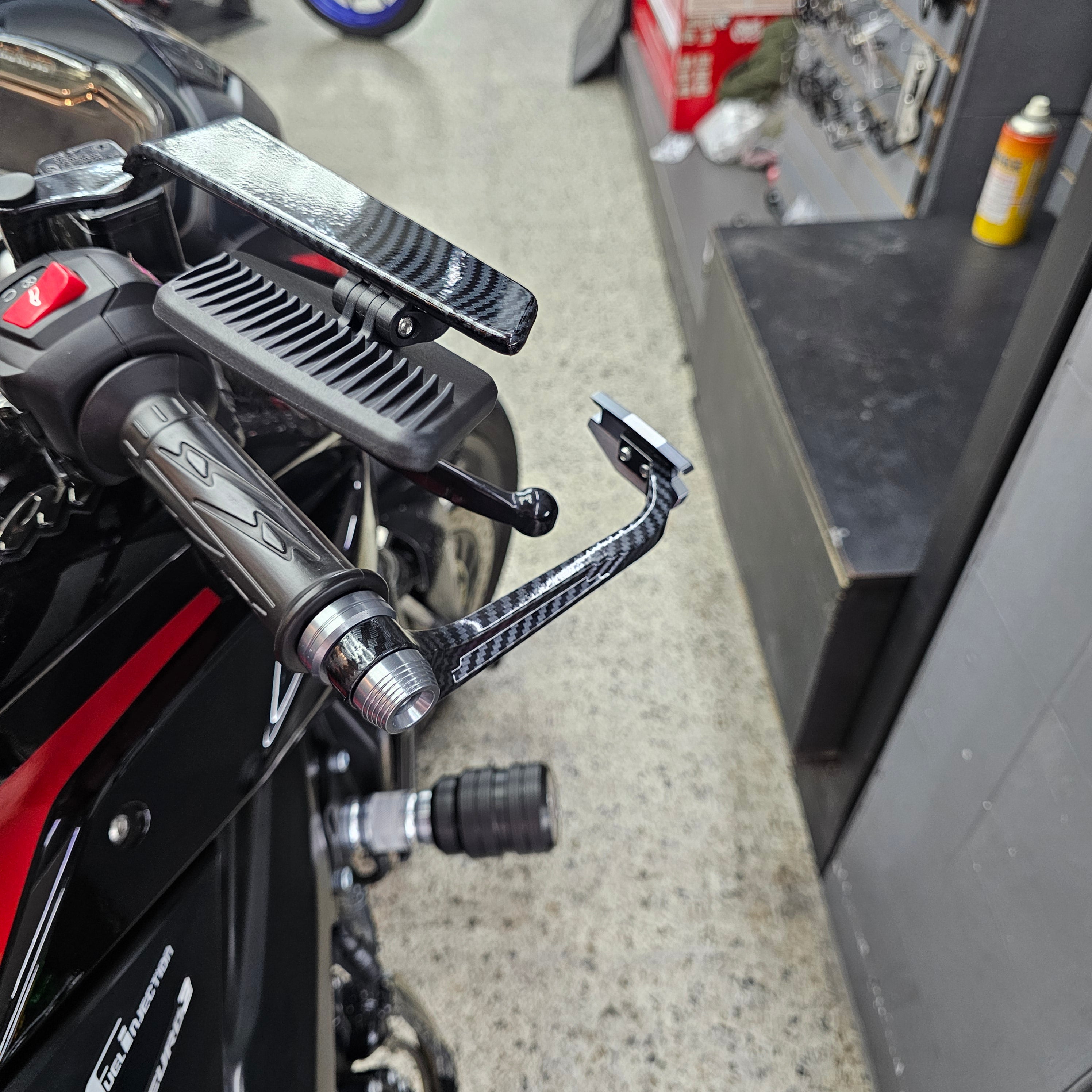 CUBRE LEVAS O CACHOS TIPO FIBRA DE CARBONO