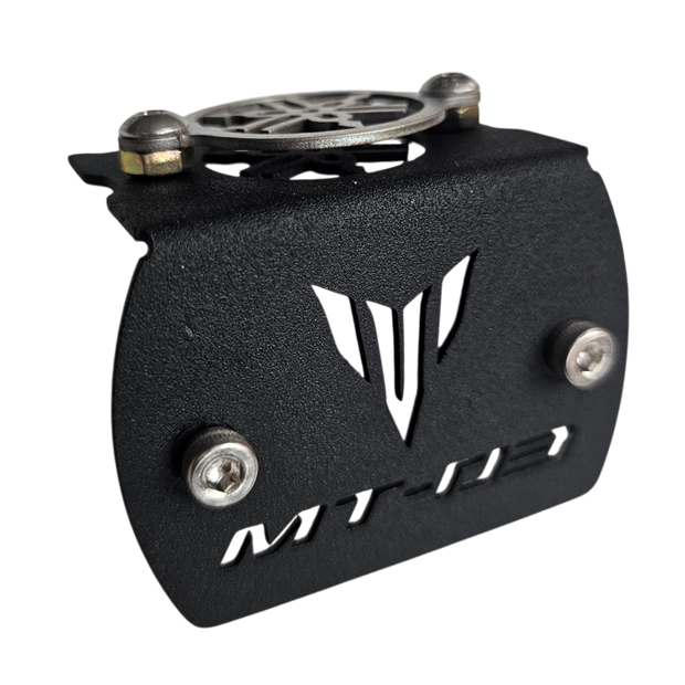 PROTECTOR DE BOMBA O DEPOSITO DE LIQUIDO DE FRENO DELANTERO EN ACERO YAMAHA MT-03