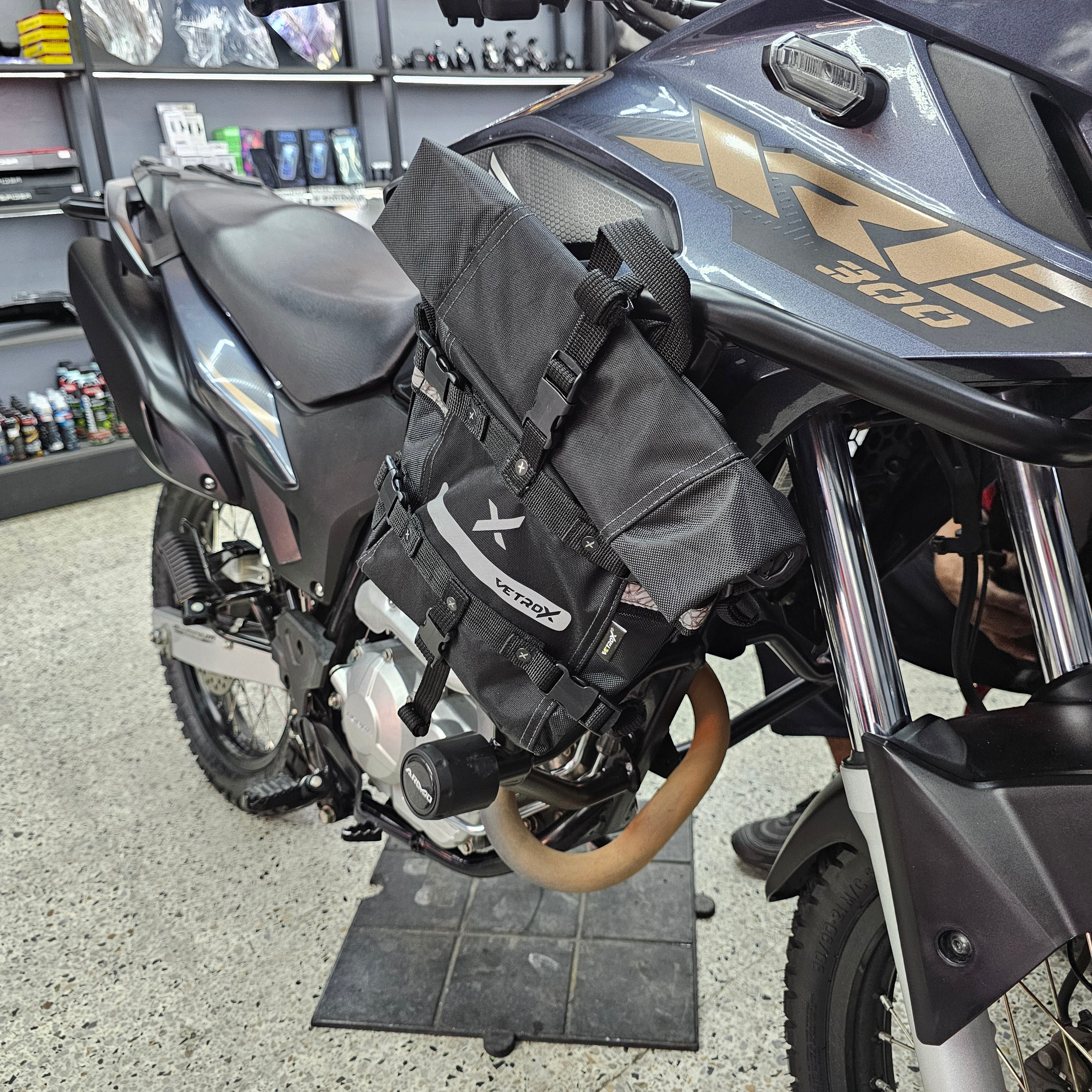 CRASH BAGS - FRONT BAGS VETROX 8 LITROS UND