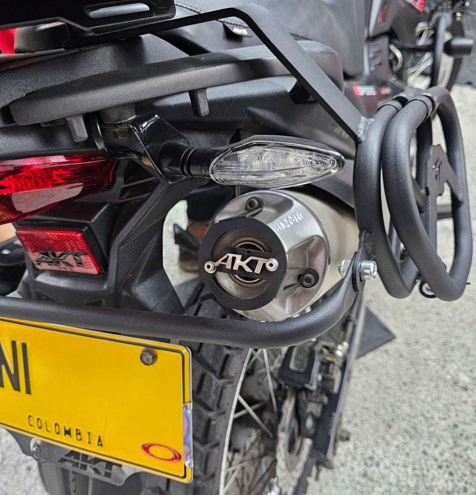 LUJO PARA SALIDA DE EXOSTO O RESONADOR EN ACERO AKT TTR 2025 - TTDS - TT 200 2026