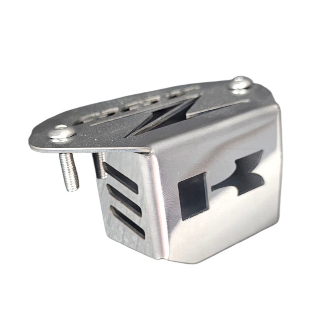 PROTECTOR DE BOMBA O DEPOSITO DE LIQUIDO DE FRENO DELANTERO EN ACERO KAWASAKI Z400