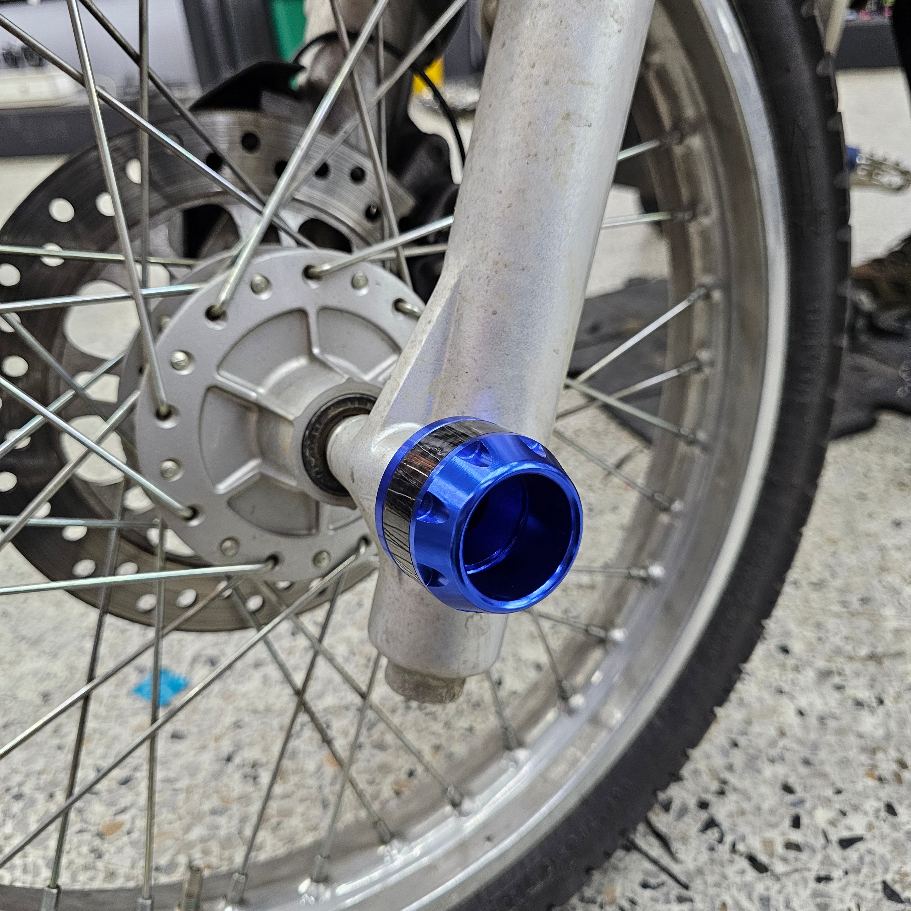 PAR SLIDERS DE EJE TIPO FIBRA DE CARBONO