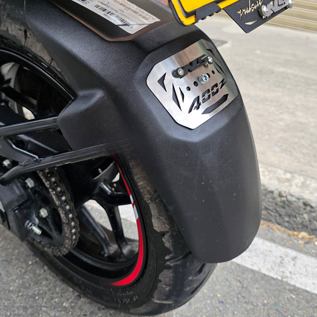 LUJO GUARDABARRO TRASERO EN ACERO BAJAJ PULSAR NS400Z