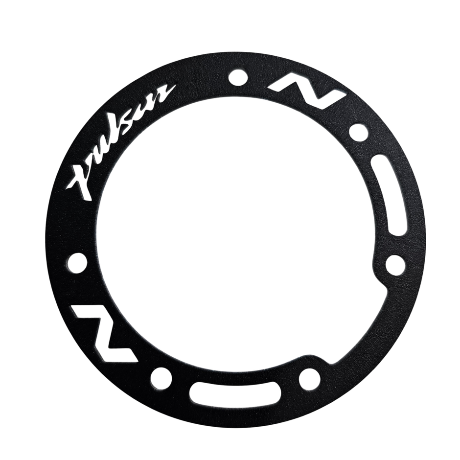 PROTECTOR DE TAPA TANQUE O ARO DE GASOLINA EN ACERO BAJAJ PULSAR N160/250