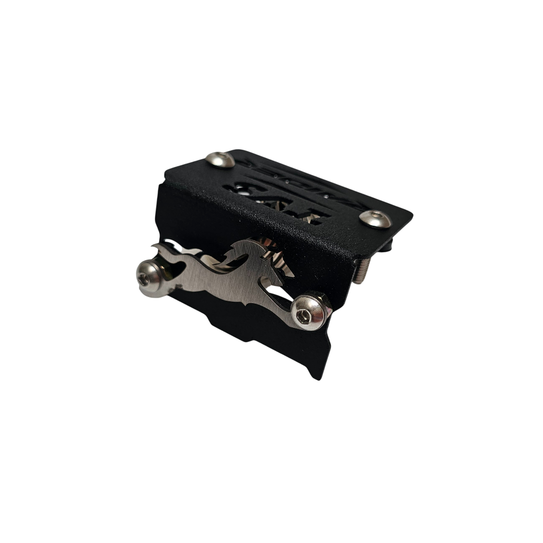 PROTECTOR DE BOMBA O DEPOSITO DE LIQUIDO DE FRENO DELANTERO TVS RAIDER