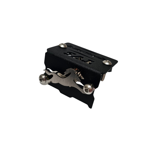 PROTECTOR DE BOMBA O DEPOSITO DE LIQUIDO DE FRENO DELANTERO TVS RAIDER